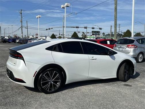 2023 Toyota Prius XLE