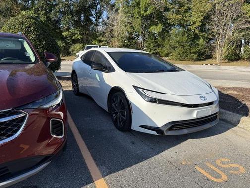 2023 Toyota Prius XLE