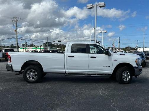 2024 RAM 3500 Big Horn Crew Cab 4x4 8' Box