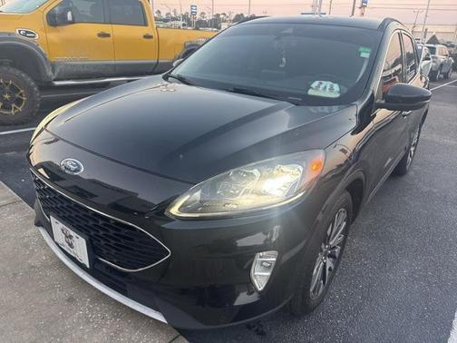 2020 Ford Escape Titanium