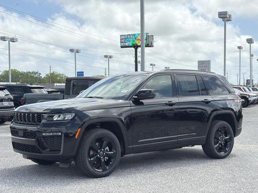 diamond black crystal pearlcoat 2026 Jeep Grand Cherokee Limited