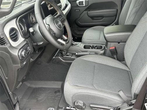 2024 Jeep Gladiator Sport S