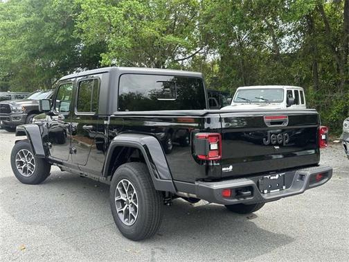 2024 Jeep Gladiator Sport S