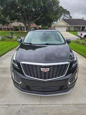 Stellar Black Metallic 2022 Cadillac XT5 Premium Luxury