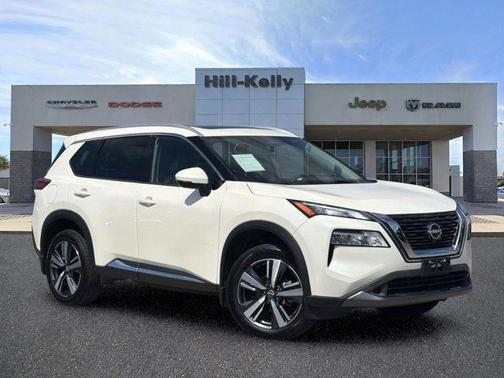 Pearl White Tricoat 2023 Nissan Rogue SL