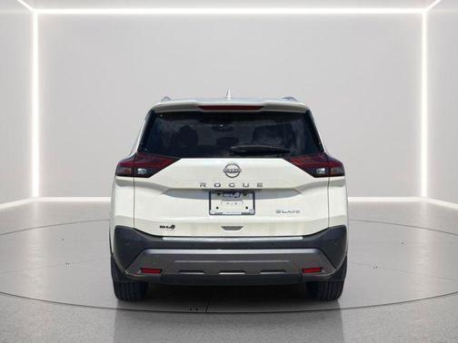 Pearl White Tricoat 2023 Nissan Rogue SL