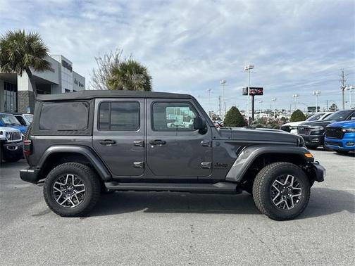 2026 Jeep Wrangler 4-Door Sahara 4x4