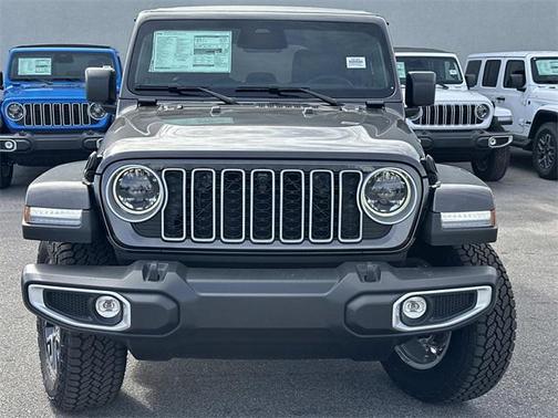 2026 Jeep Wrangler 4-Door Sahara 4x4