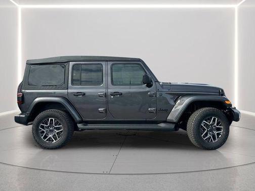 granite crystal metallic clearcoat 2026 Jeep Wrangler 4-Door Sahara 4x4