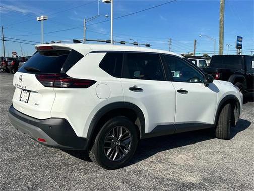 2023 Nissan Rogue S