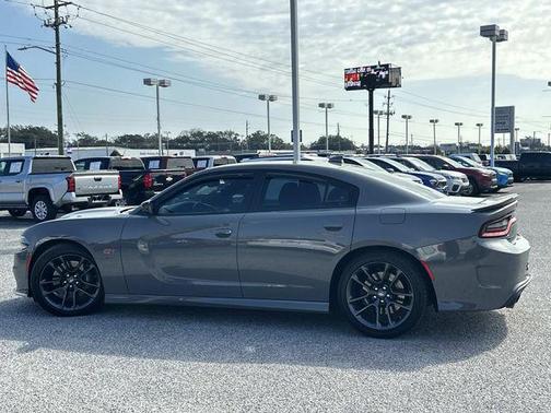 2023 Dodge Charger R/T Scat Pack