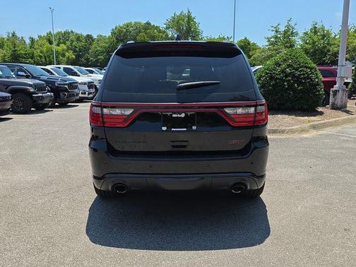 DB Black Clearcoat 2026 Dodge Durango GT Premium HEMI V8