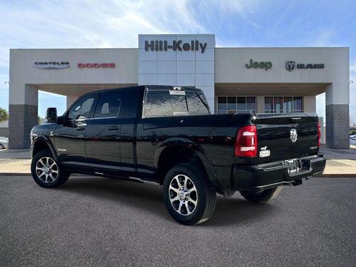 Diamond Black Crystal Pearlcoat 2024 RAM 2500 Longhorn