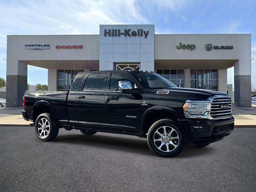 Diamond Black Crystal Pearlcoat 2024 RAM 2500 Longhorn