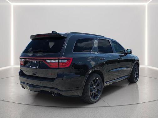 DB Black Crystal Clearcoat 2026 Dodge Durango GT Plus