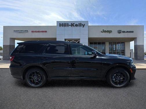 DB Black Crystal Clearcoat 2026 Dodge Durango GT Plus