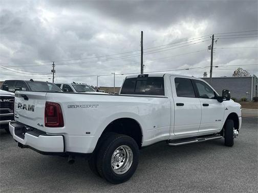 2026 RAM 3500 Big Horn Crew Cab 4x4 8' Box