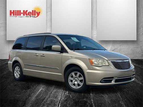 2013 Chrysler Town & Country Touring