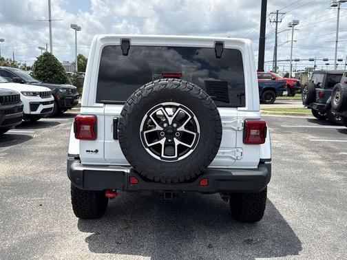 Bright White Clearcoat 2026 Jeep Wrangler Rubicon