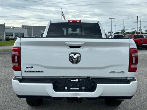 2024 RAM 2500 Laramie Crew Cab 4x4 6'4' Box