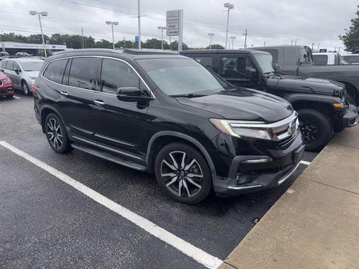 Modern Steel Metallic 2020 Honda Pilot AWD Elite
