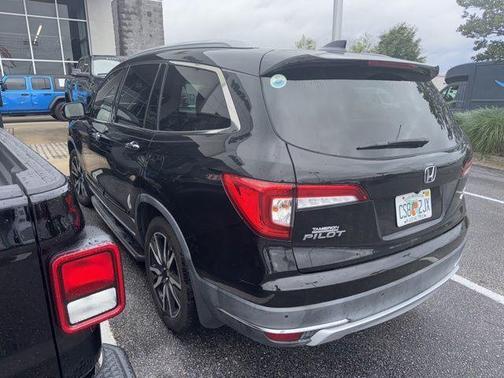 Modern Steel Metallic 2020 Honda Pilot AWD Elite