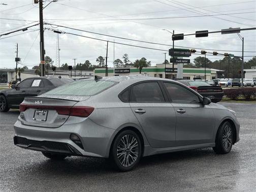 2022 Kia Forte GT-Line