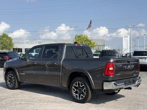 Granite Crystal Metallic Clearcoat 2026 RAM 1500 Laramie