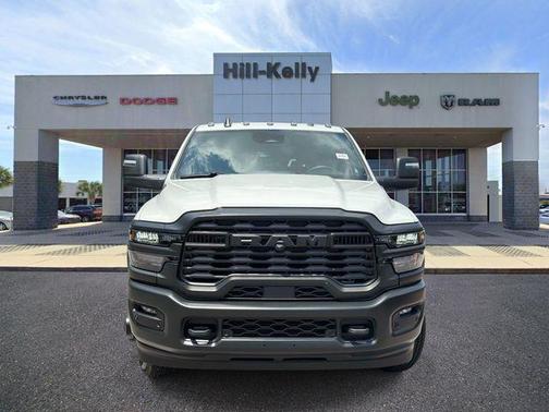 Bright White Clearcoat 2026 RAM 3500 Tradesman Crew Cab 4x4 8' Box