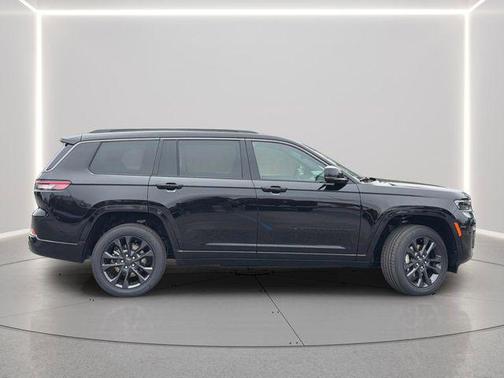 Diamond Black 2026 Jeep Grand Cherokee L Limited