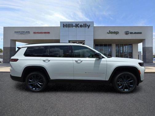 Bright White Clearcoat 2026 Jeep Grand Cherokee Limited