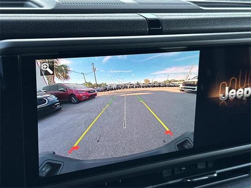 2026 Jeep Gladiator Willys 4x4