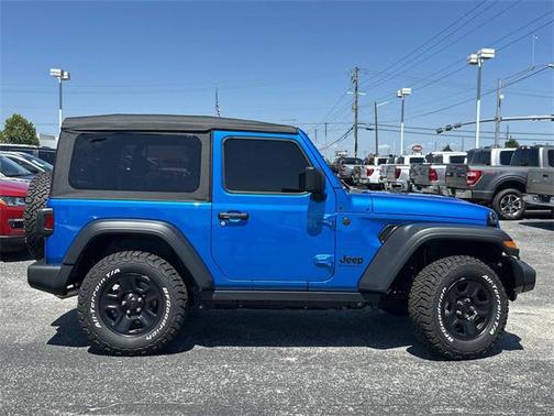 2025 Jeep Wrangler Sport