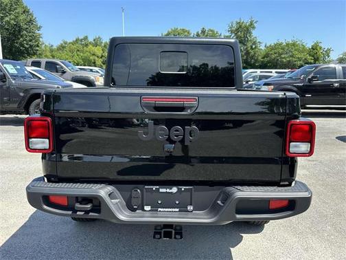 2024 Jeep Gladiator Sport S