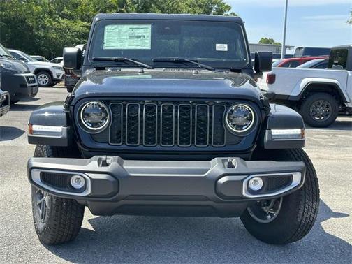 2024 Jeep Gladiator Sport S