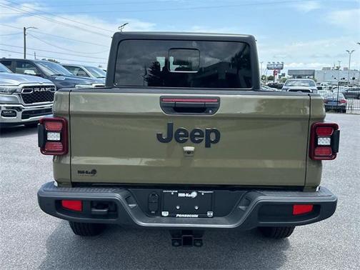 2025 Jeep Gladiator Sport S