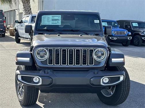 2026 Jeep Wrangler 4-Door Sahara 4x4