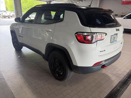 Bright White Clearcoat 2023 Jeep Compass Trailhawk