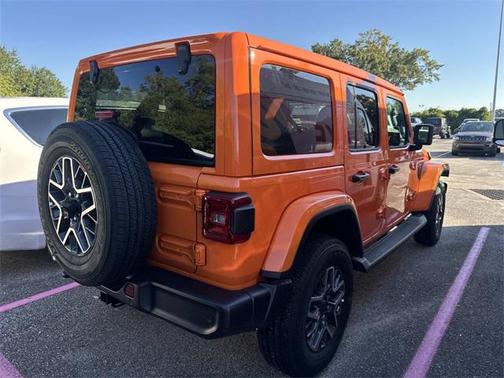 2025 Jeep Wrangler 4-Door Sahara 4x4