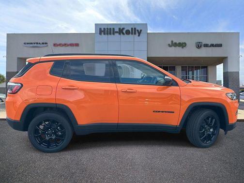 oose 2026 Jeep Compass Latitude
