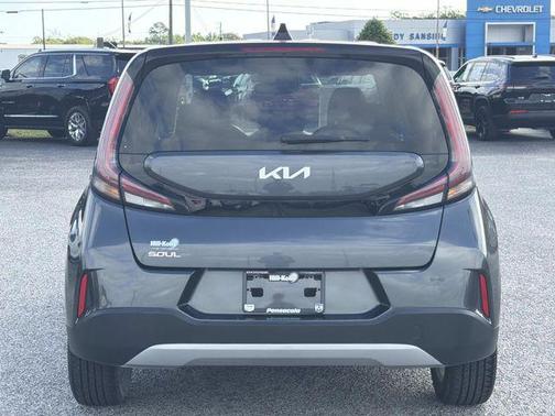 2023 Kia Soul LX
