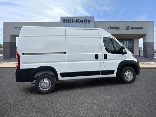 Bright White Clearcoat 2026 RAM ProMaster 1500 Base
