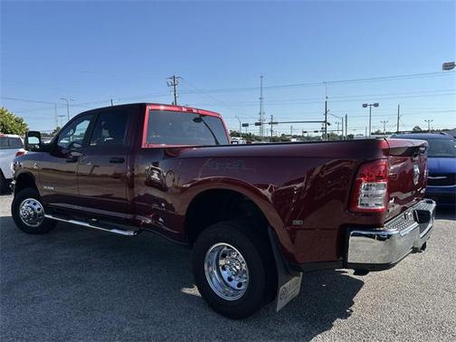 2024 RAM 3500 Lone Star Crew Cab 4x4 8' Box