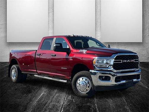 2024 RAM 3500 Lone Star Crew Cab 4x4 8' Box