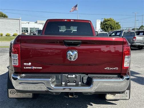 2024 RAM 3500 Lone Star Crew Cab 4x4 8' Box