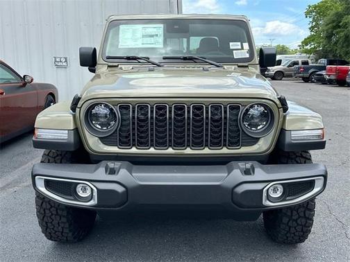 2025 Jeep Gladiator High Tide
