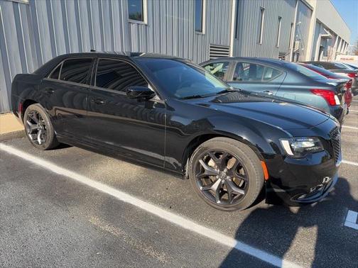 2023 Chrysler 300 Touring