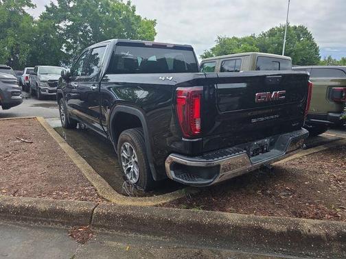 Onyx Black 2025 GMC Sierra 1500 SLT