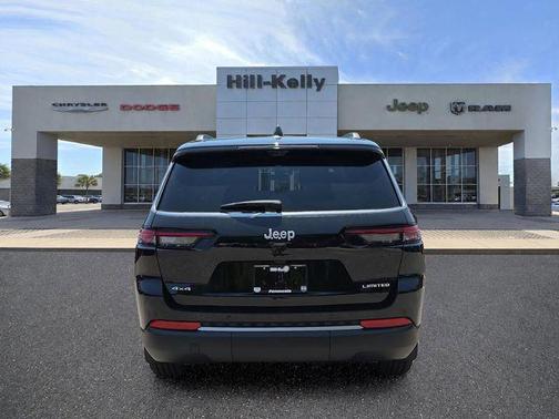 Diamond Black Crystal Pearlcoat 2026 Jeep Grand Cherokee L Limited