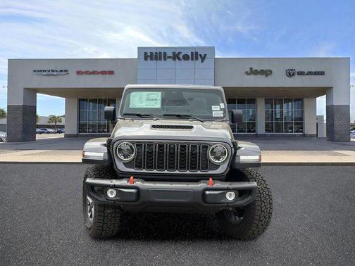 Granite Crystal Metallic Clearcoat 2026 Jeep Gladiator Mojave X 4x4